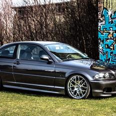BMW E46 325ci