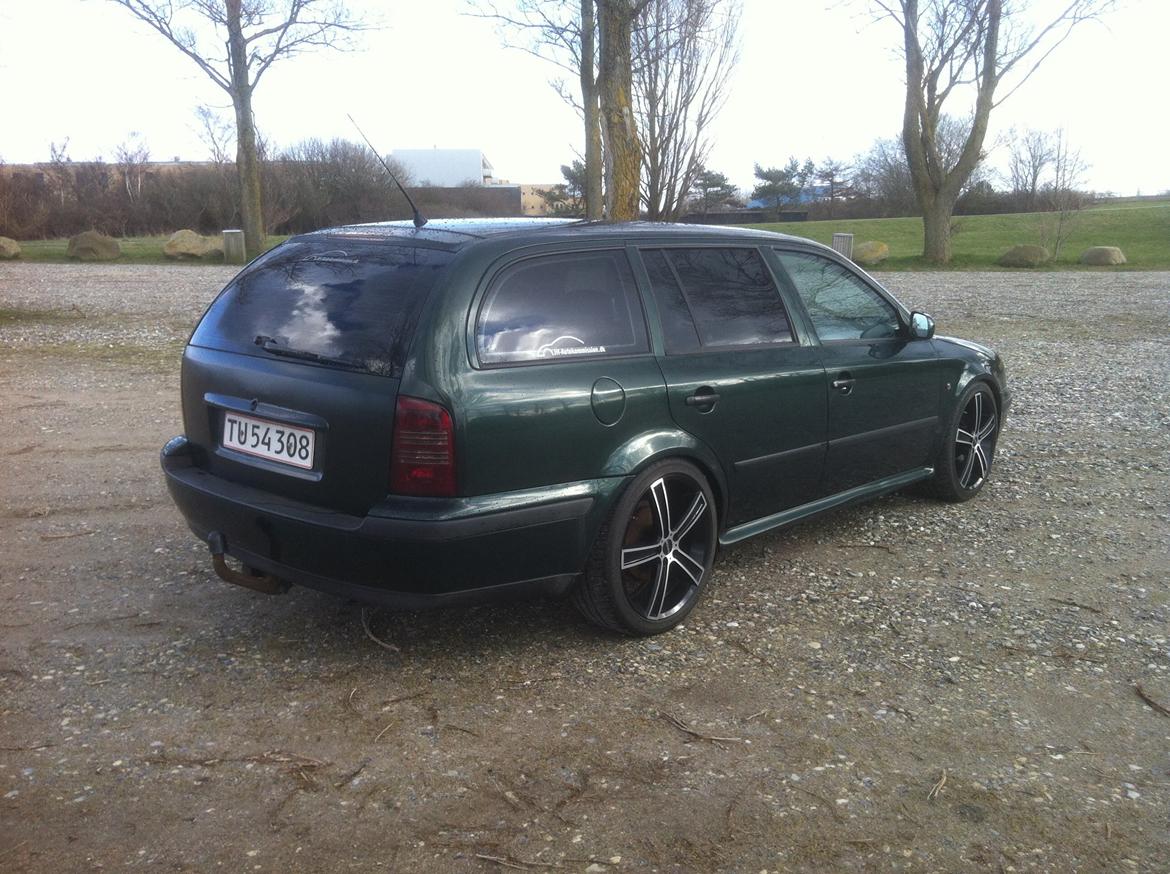 Skoda Octavia 1.9 TDI Combi solgt billede 4
