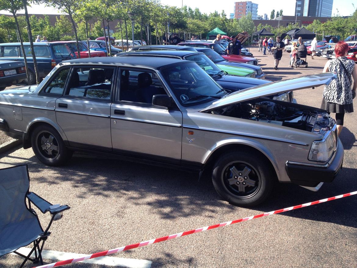 Volvo 240GL billede 1