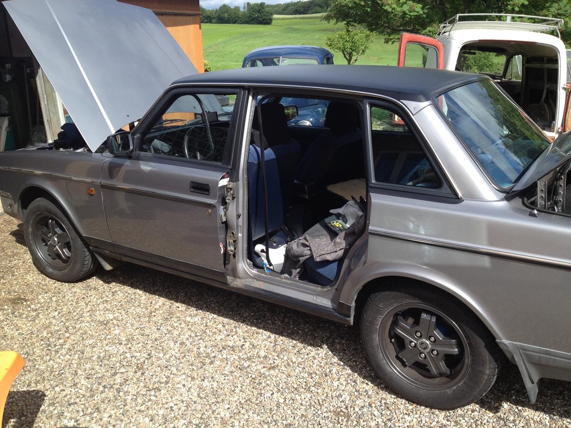 Volvo 240GL billede 5