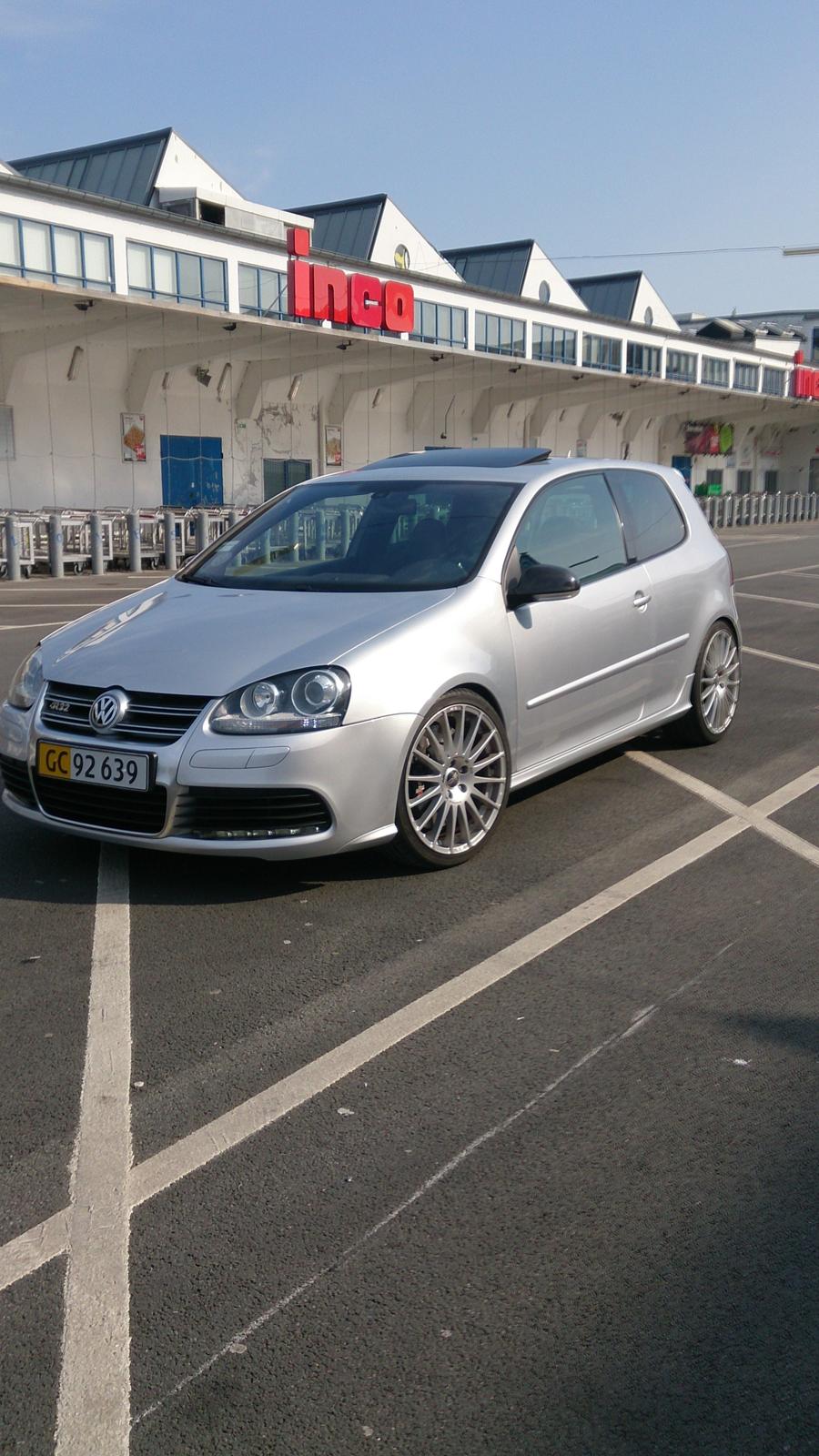 VW Golf 5 R32 DSG billede 1