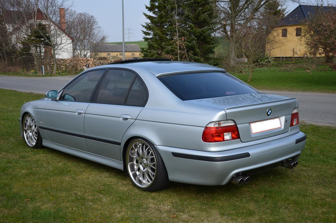 BMW  528i E39. (Solgt) billede 3