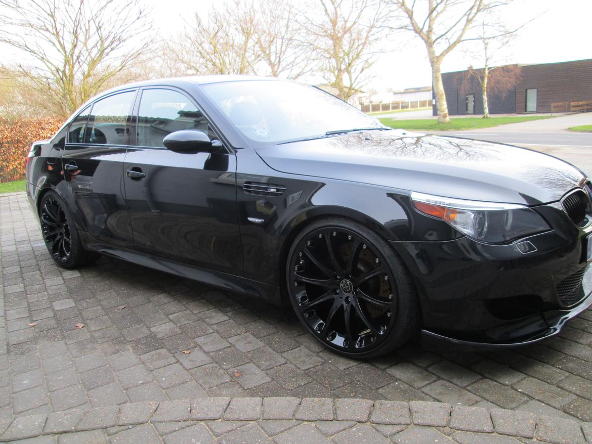 BMW E60 M5 (solgt) billede 8