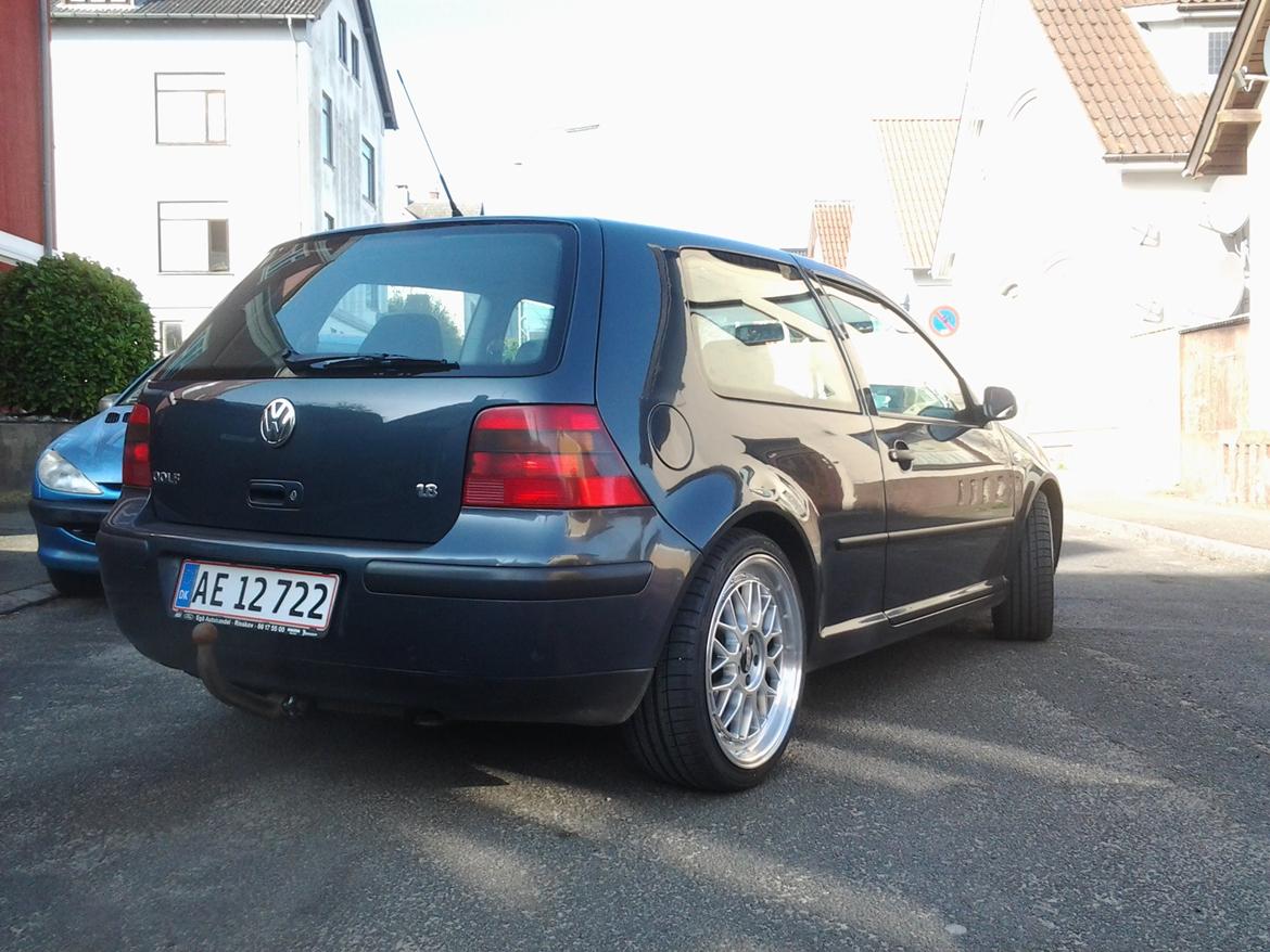 VW Golf 4 1.8 20V - Billeder af biler - Uploaded af Benjamin E