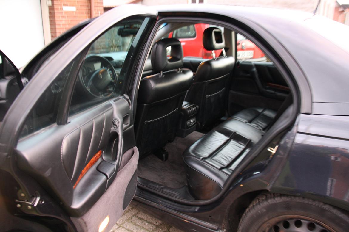 Opel Omega MV6 billede 8