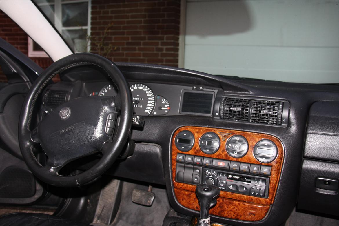 Opel Omega MV6 billede 10