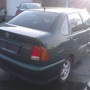 VW polo classic 1.6i 16v 105 hk (solgt)