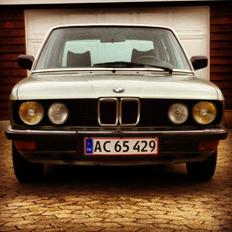 BMW 525 ETA e28