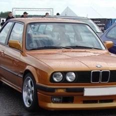 BMW E30 336i 2 dørs (skrottet)