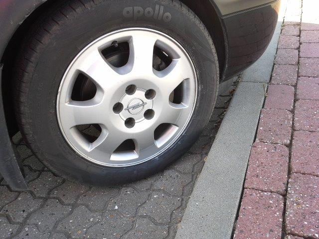 Opel Zafira 2.0 DTI 16v - SPORT - Nuværende fælge - Apollo 205/55-16 Aspire 4G dæk billede 7