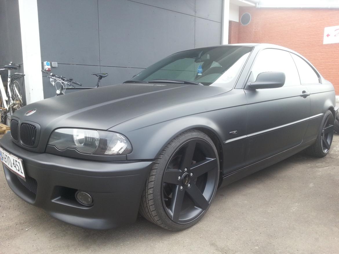 BMW 320 Ci 2.2 E46 "Black Edition" billede 2