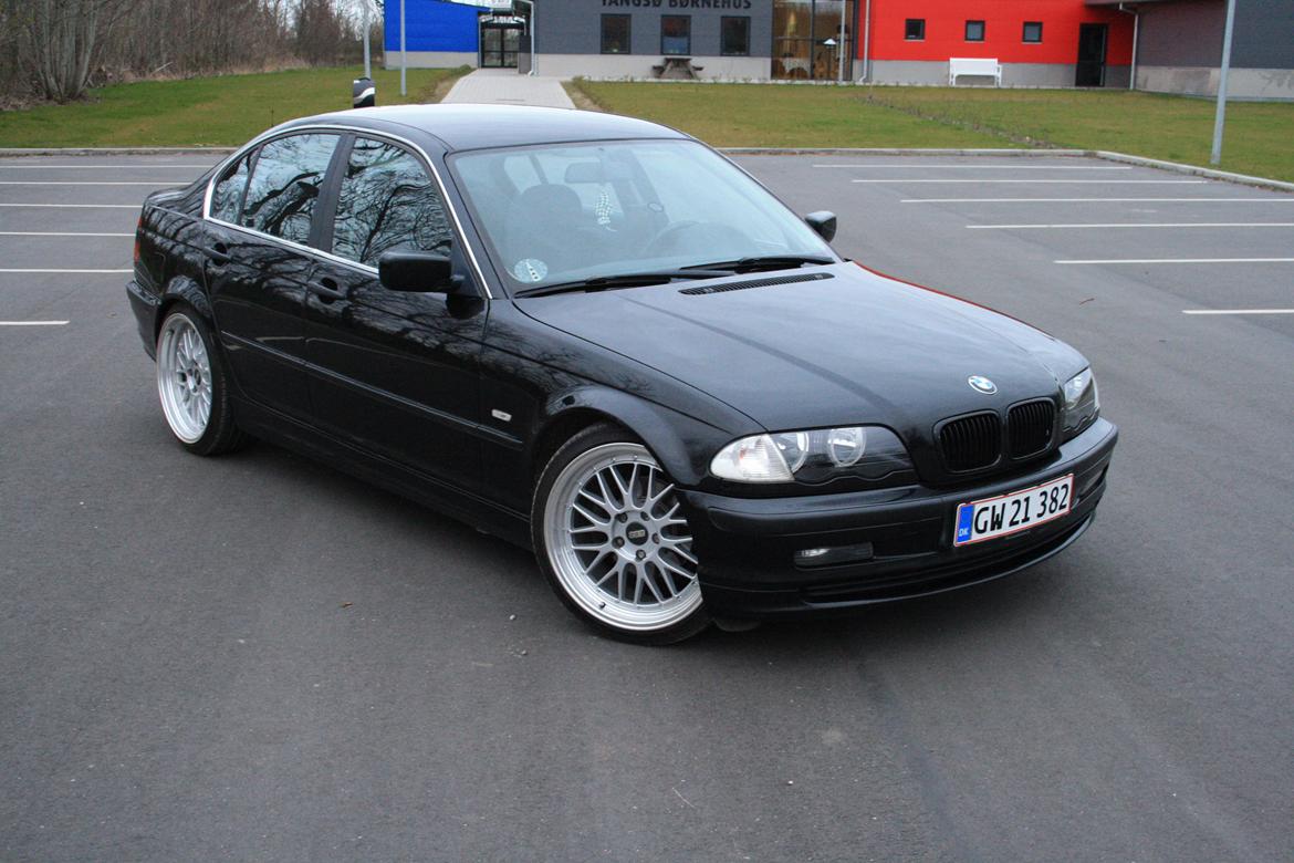 BMW e46 318i billede 1