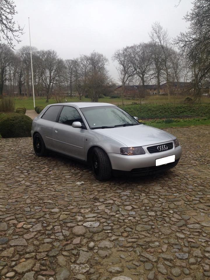 Audi A3 8L 1,8T -SOLGT- billede 2