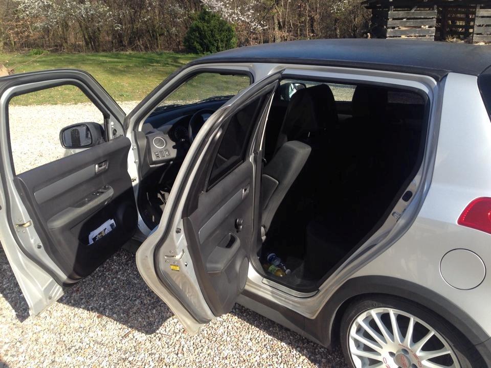 Suzuki Swift 1,3 DDIS billede 7