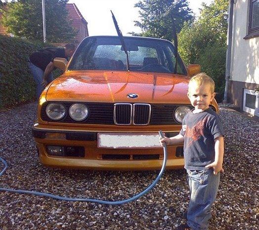 BMW E30 336i 2 dørs (skrottet) billede 2