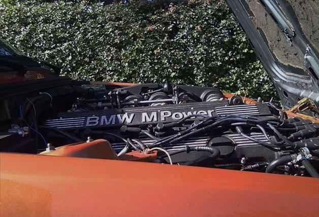 BMW E30 336i 2 dørs (skrottet) billede 11