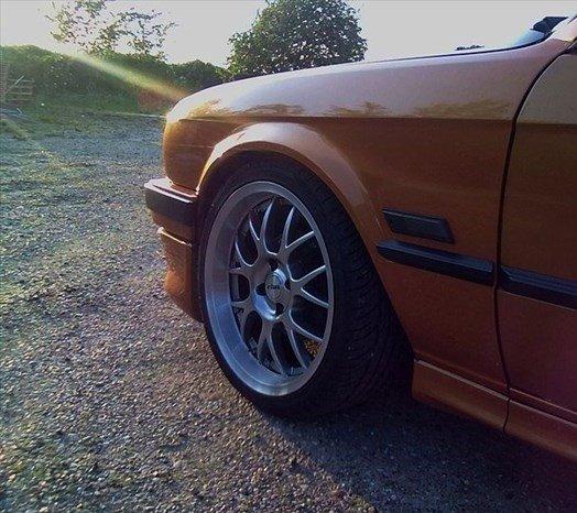 BMW E30 336i 2 dørs (skrottet) billede 16