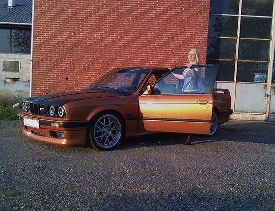 BMW E30 336i 2 dørs (skrottet) billede 17