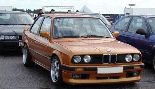 BMW E30 336i 2 dørs (skrottet) billede 1