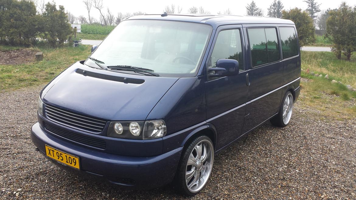 VW Caravelle 2.5 TDI - 252 HK / 680 NM. TIDL. BIL. billede 2