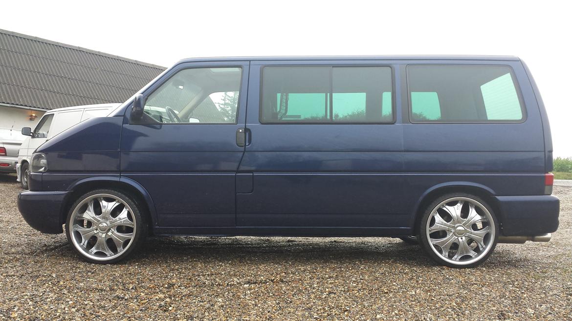 VW Caravelle 2.5 TDI - 252 HK / 680 NM. TIDL. BIL. billede 3