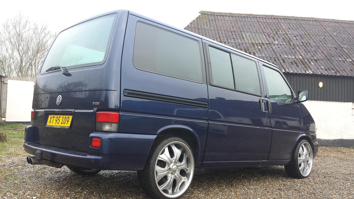 VW Caravelle 2.5 TDI - 252 HK / 680 NM. TIDL. BIL. billede 11