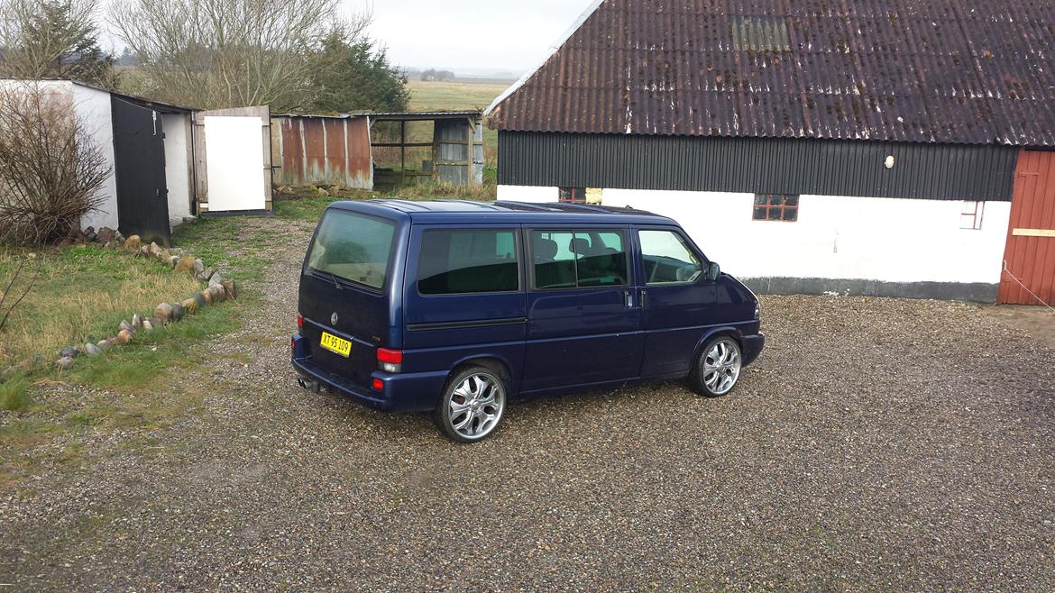 VW Caravelle 2.5 TDI - 252 HK / 680 NM. TIDL. BIL. billede 26