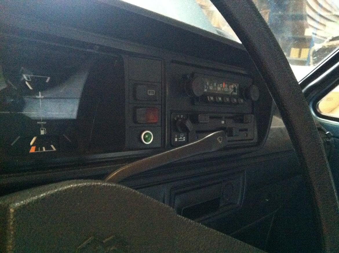 VW Golf 1 C 1,1 - 8/4 2014 Blaupunkt Münster Stereo monteret:-P billede 20