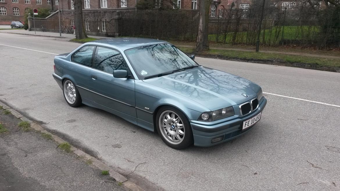 BMW E36 328i Coupe billede 1