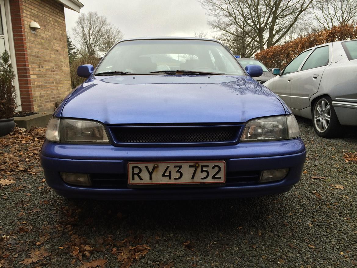 Toyota Carina E 2.0 GLi *Solgt* billede 3
