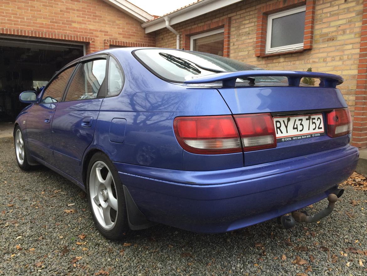 Toyota Carina E 2.0 GLi *Solgt* billede 6