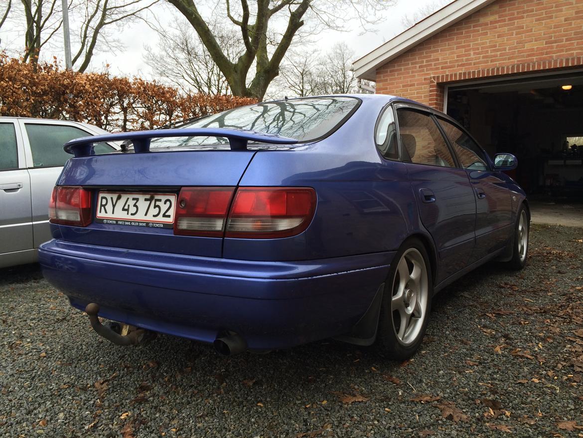 Toyota Carina E 2.0 GLi *Solgt* billede 5