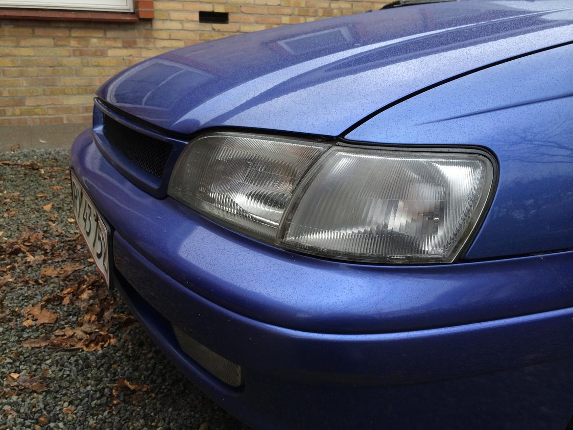 Toyota Carina E 2.0 GLi *Solgt* billede 8