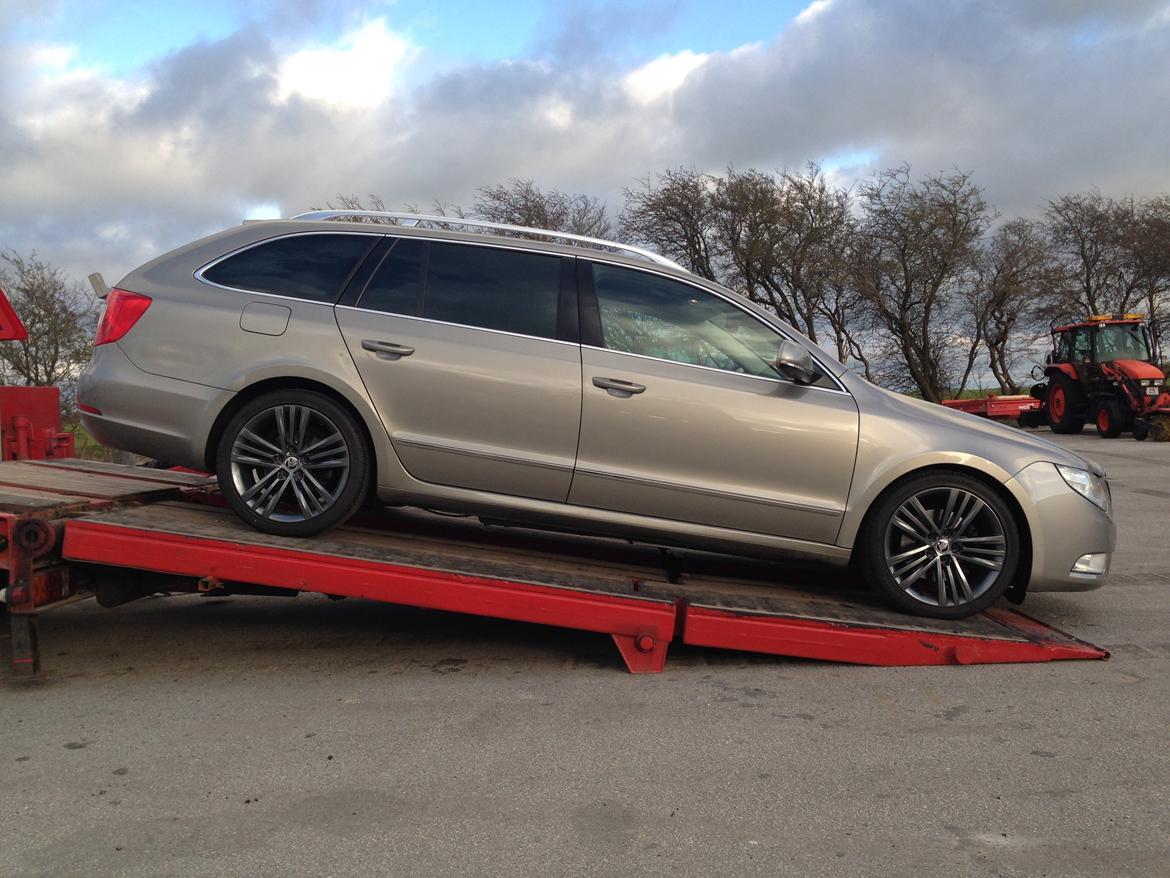 Skoda Superb Combi CR DSG billede 3