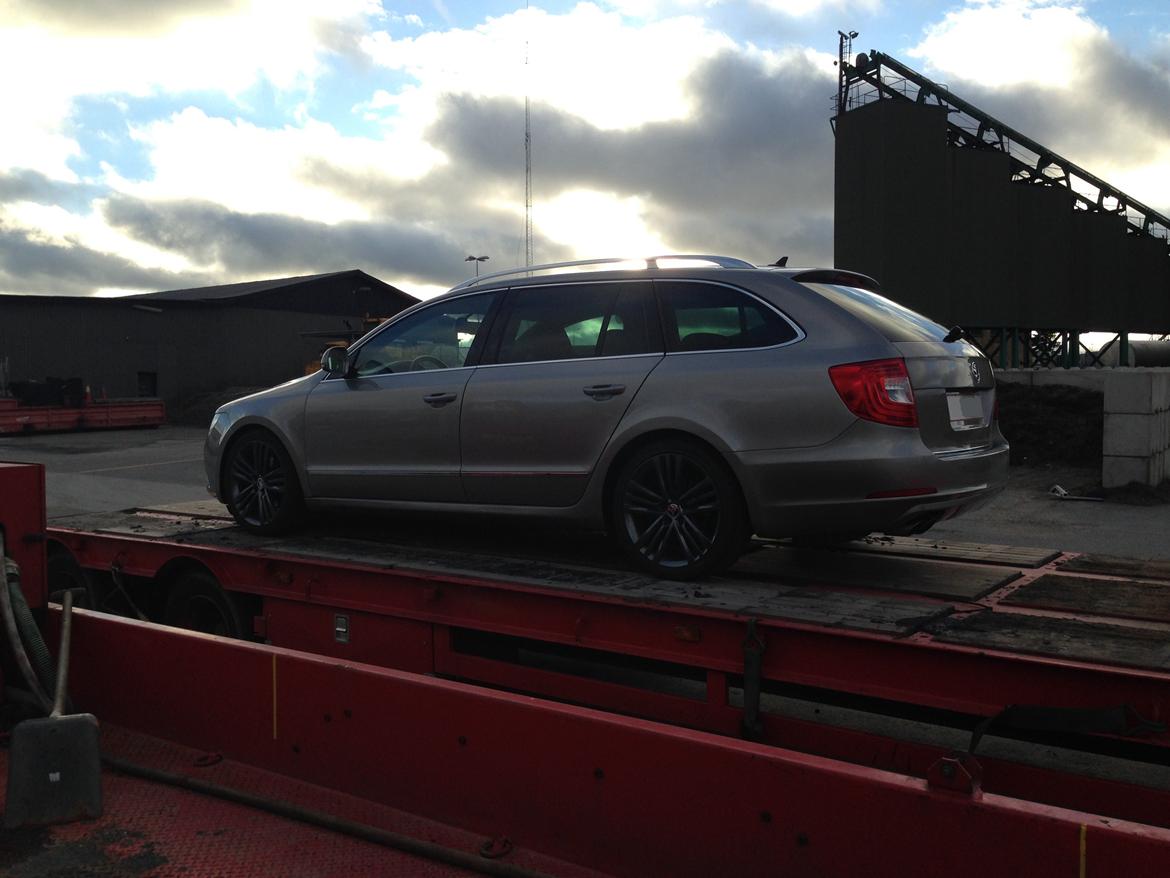 Skoda Superb Combi CR DSG billede 14