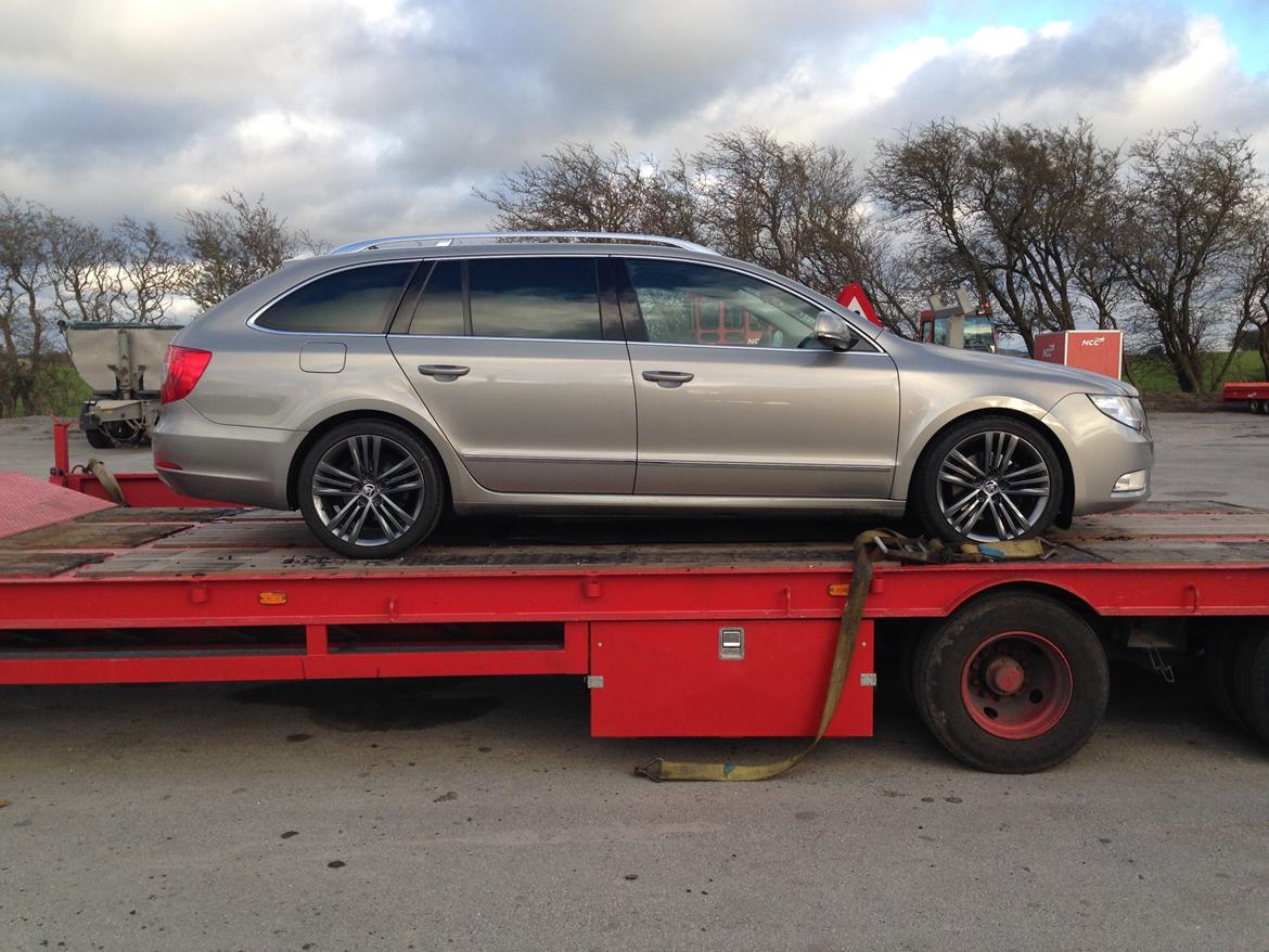 Skoda Superb Combi CR DSG billede 11