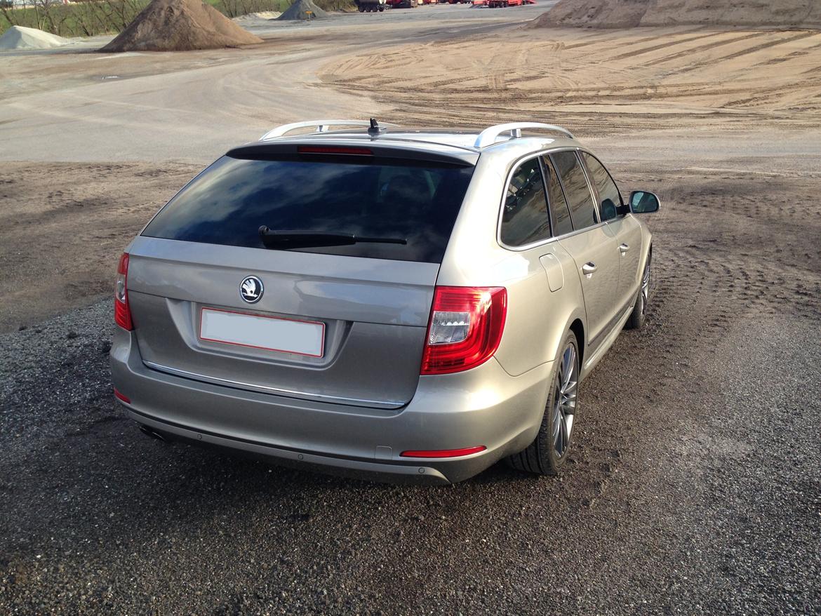 Skoda Superb Combi CR DSG billede 23