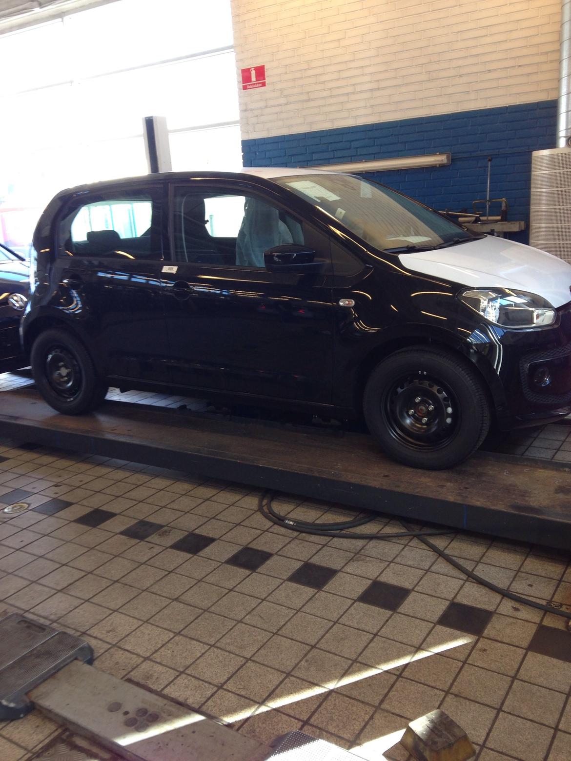 VW Move up - Da den stod på værksted til klargøring  billede 20