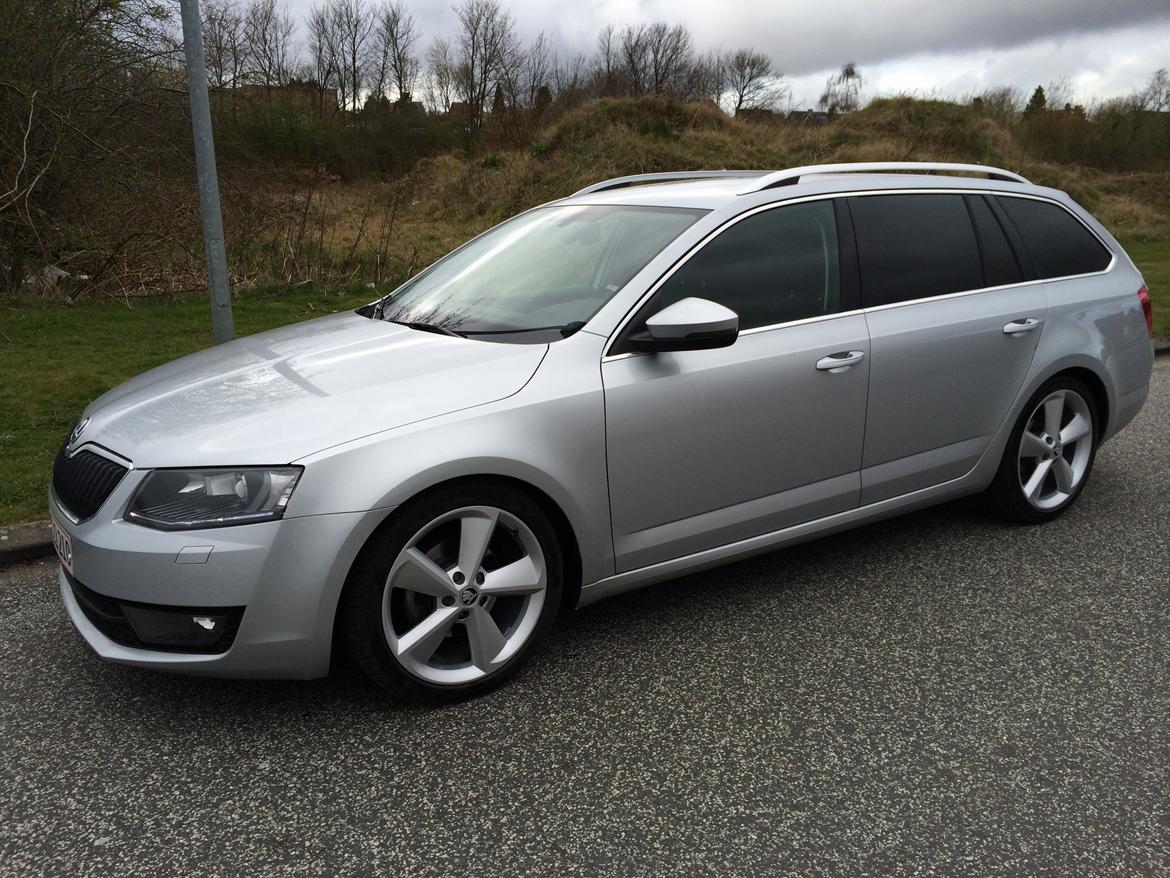 Skoda Octavia combi Elegance 2.0 TDI DSG *SOLGT* billede 16