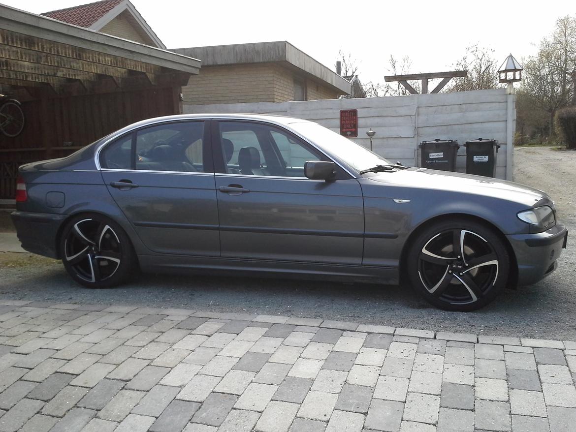 BMW E46 320i billede 1