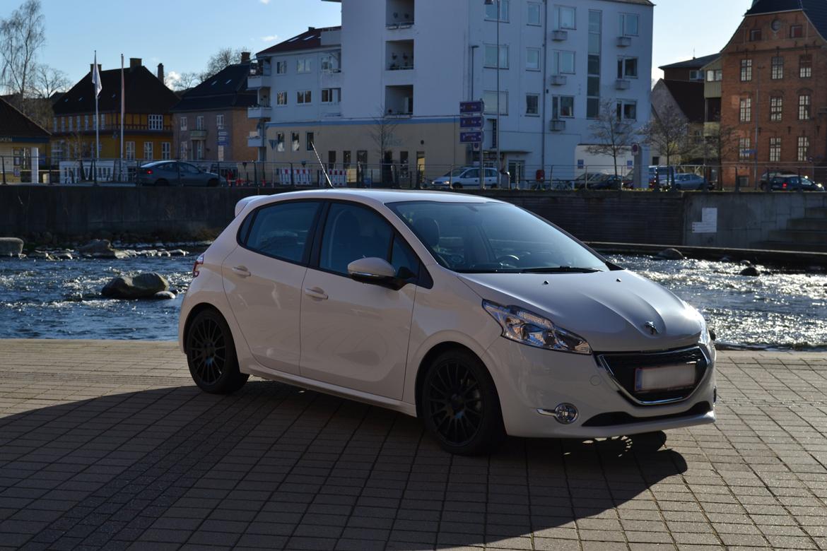 Peugeot 208 Active billede 6