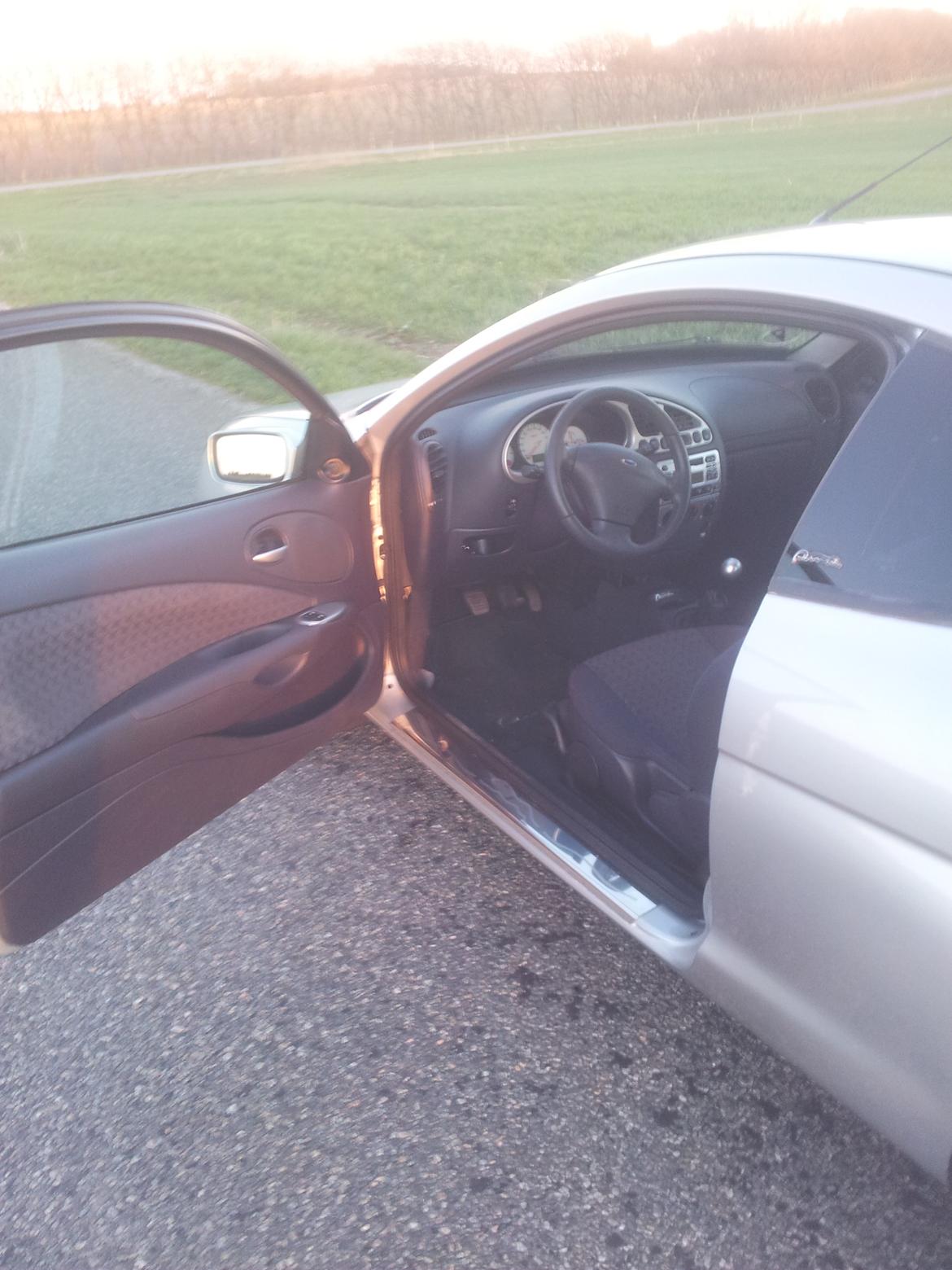 Ford Puma - Bemærk special lavet indstigningslister med Puma logo. billede 8