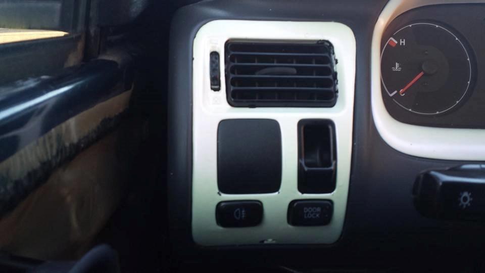 Toyota Corolla E10 Sedan xli galla Solgt billede 8