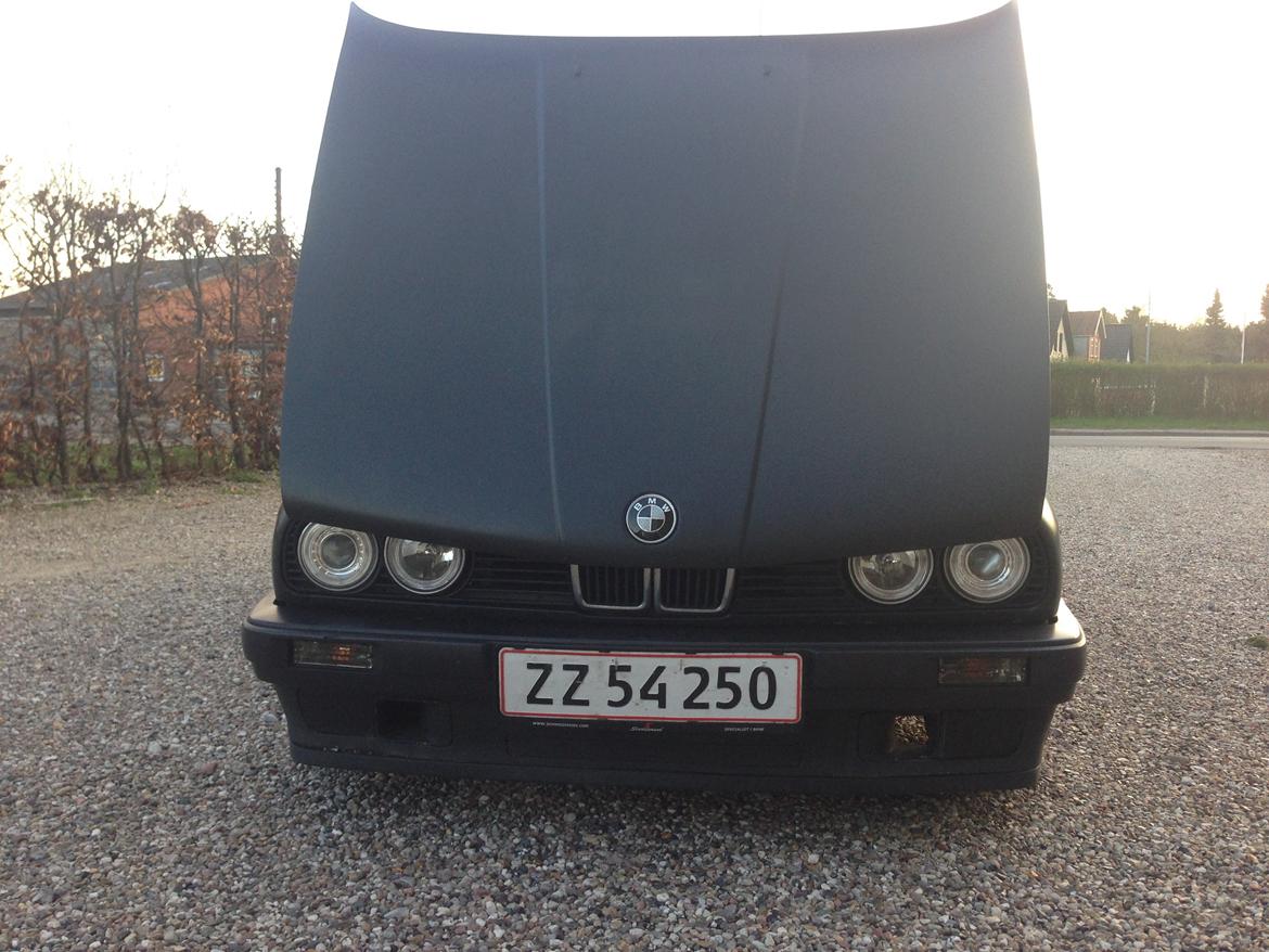 BMW E30 4 dørs billede 4