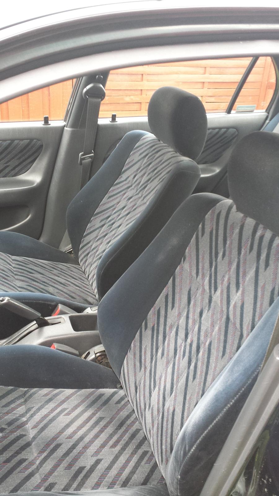 Toyota Corolla E10 Sedan xli galla Solgt billede 15