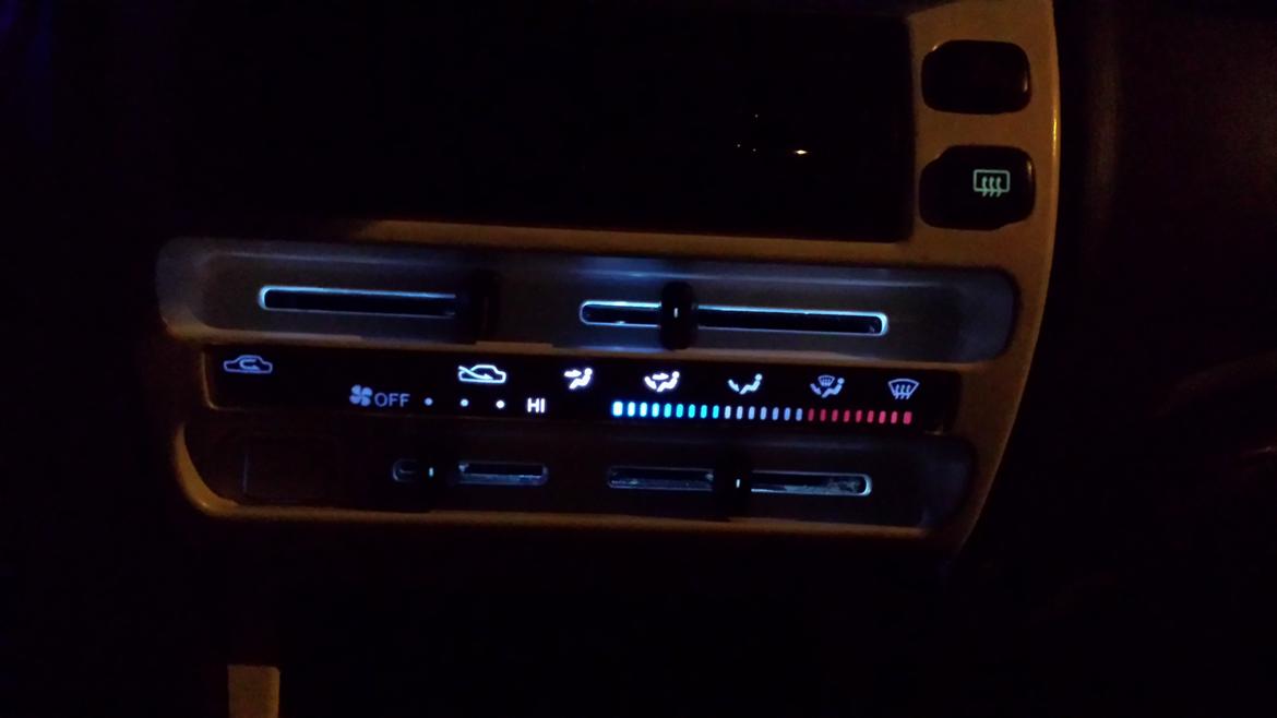 Toyota Corolla E10 Sedan xli galla Solgt billede 20