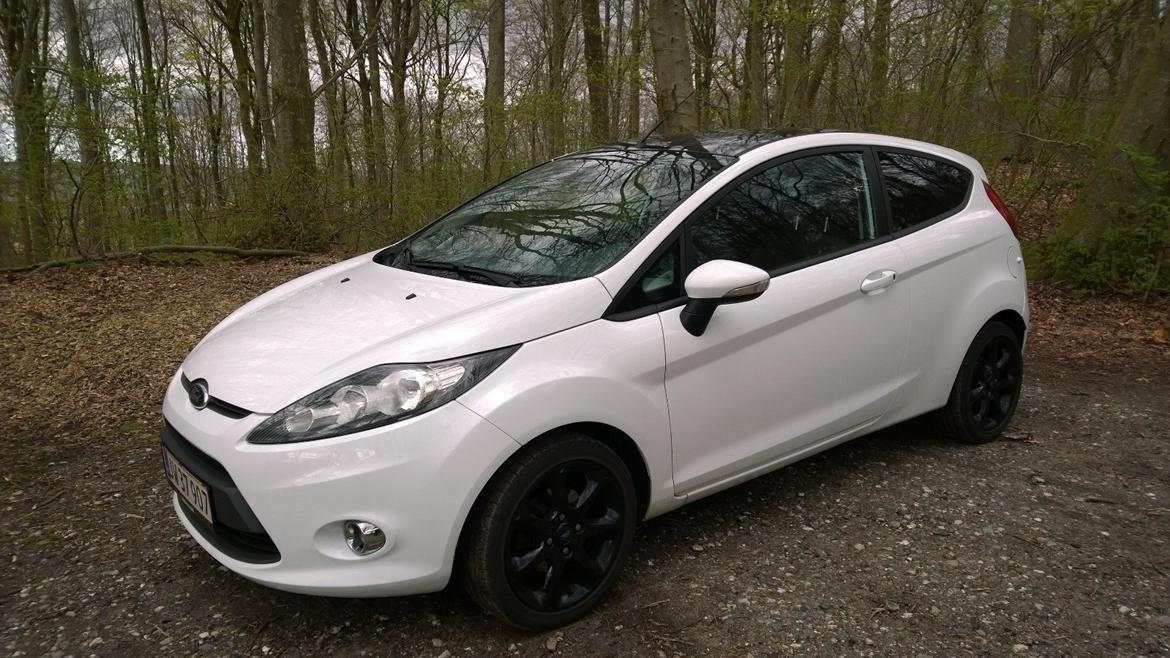 Ford Fiesta Trend - Bilen fra sin bedste vinkel ;) billede 1