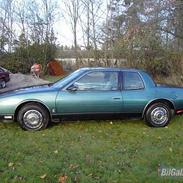 Amerikaner Oldsmobile Toronado Jorda
