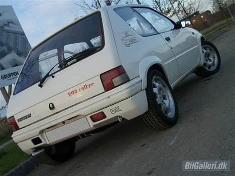 Peugeot 205 1.9 Rallye "Solgt" billede 4