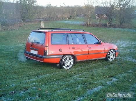 Opel Kadett 2.0 GSI 16v SOLGT billede 2